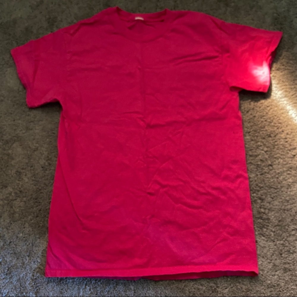 Plain Pink/red shirt